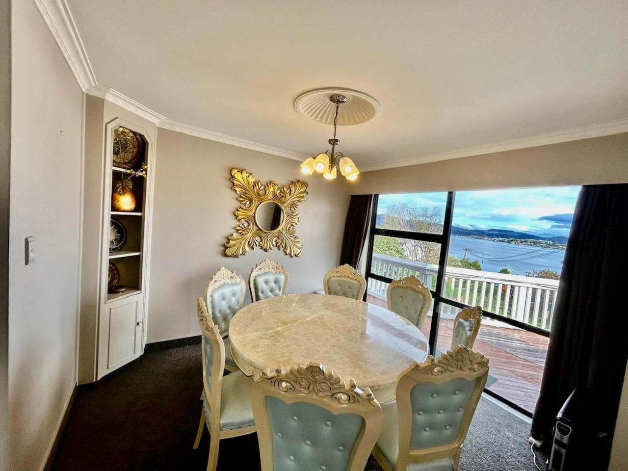 Premium Lake View Home Rotorua Luaran gambar